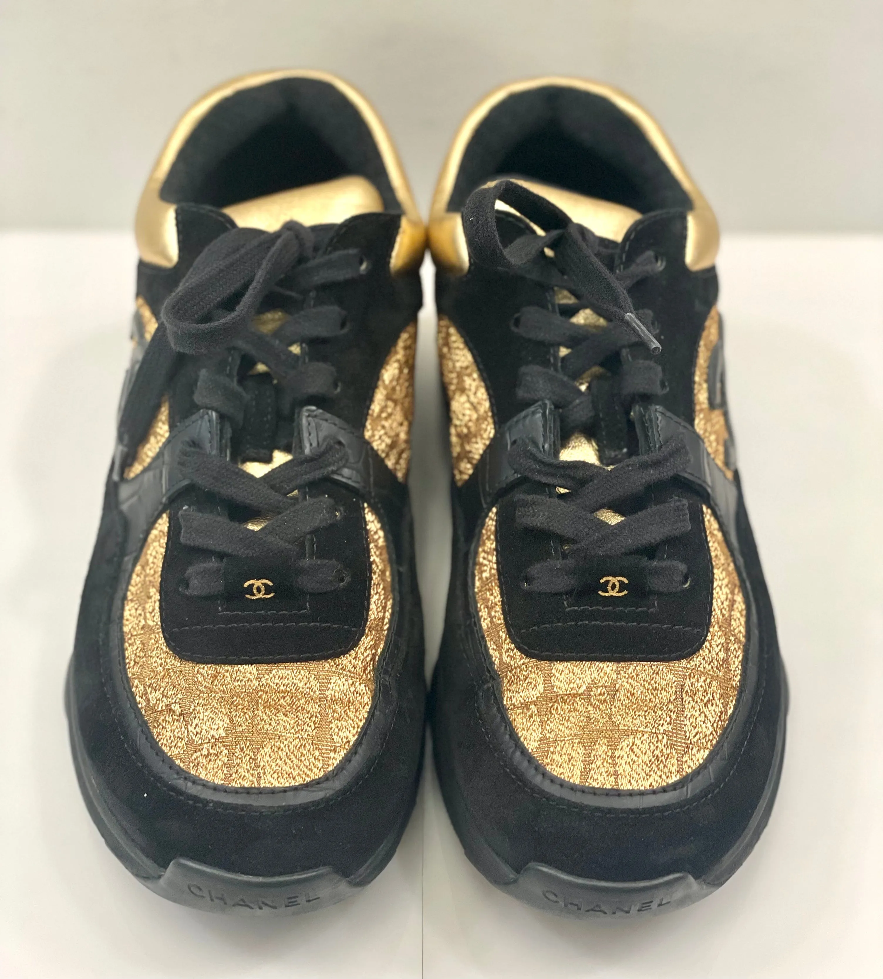 CHANEL CC  METALLIC SUEDE CALFSKIN MIXED FABRIC SNEAKERS