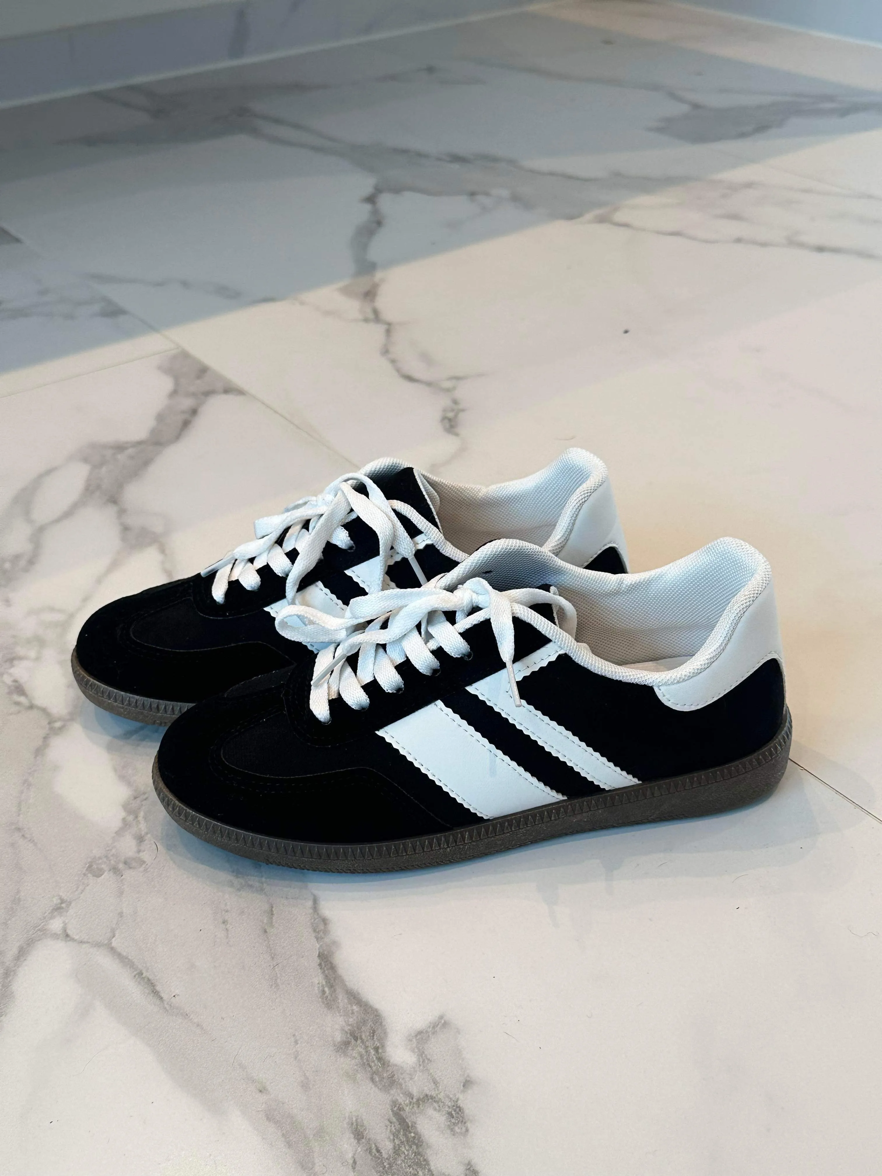 Dili sneakers - black