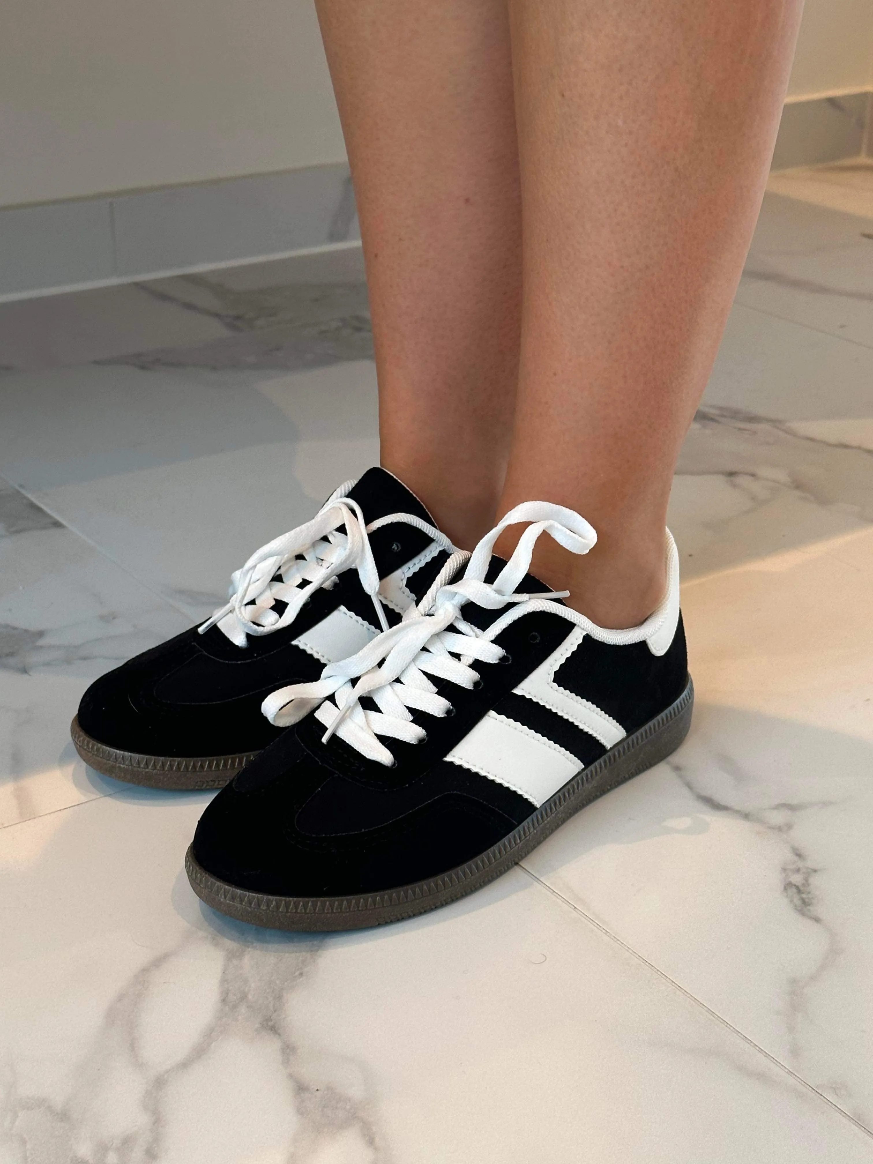 Dili sneakers - black