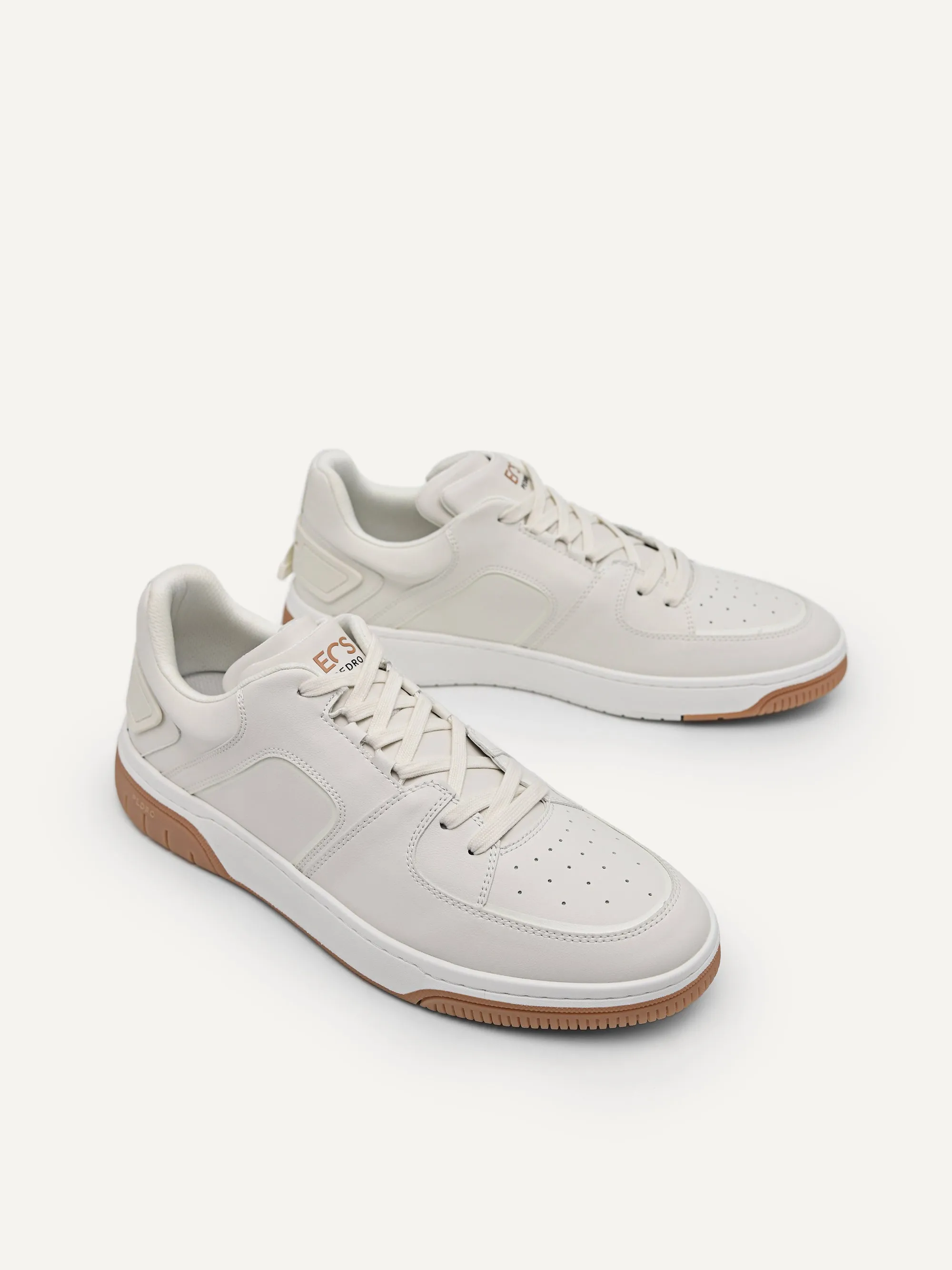 EOS Sneakers
