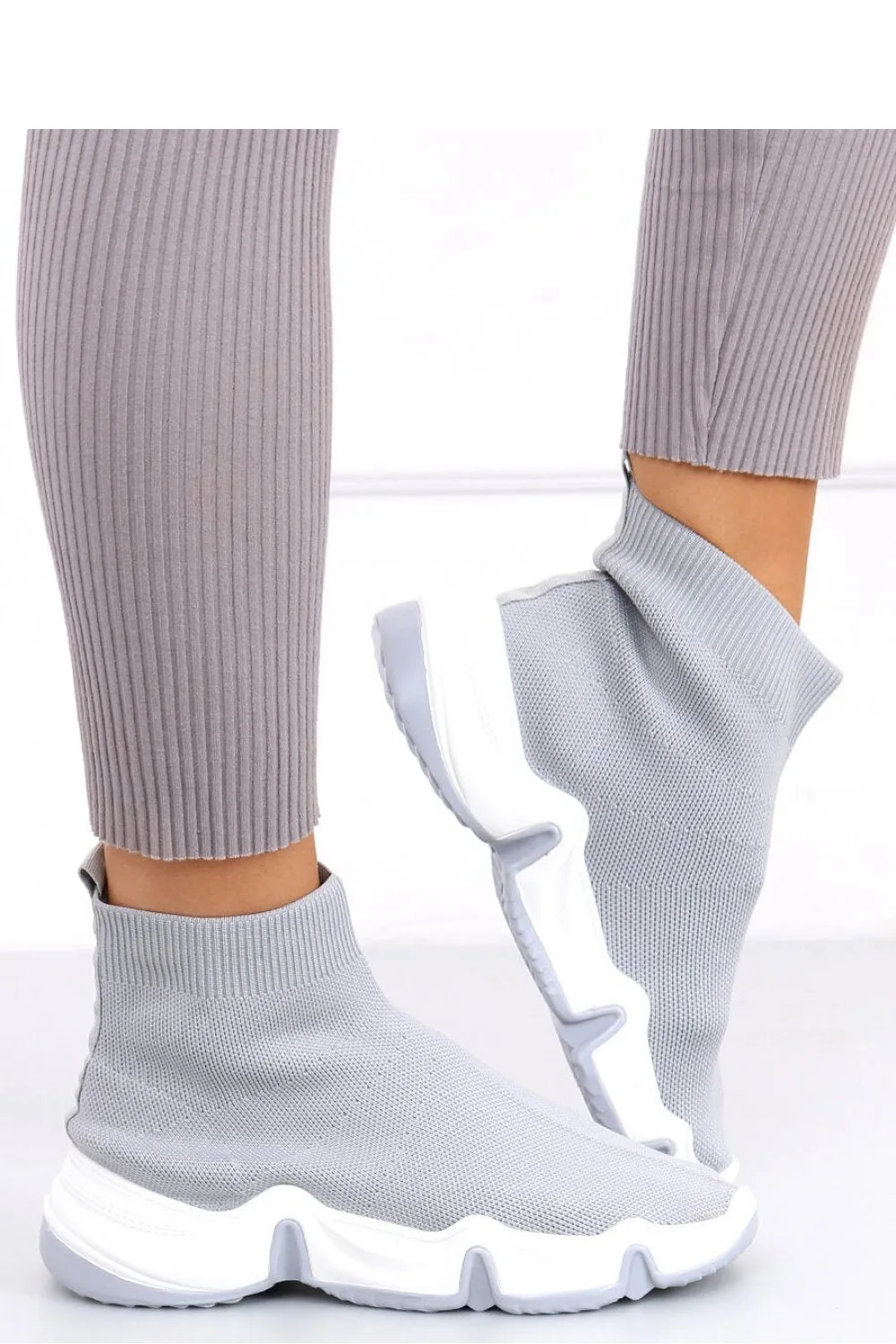 Sport Shoes model 161411 Inello
