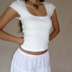 Y2K Vintage Baby Tee with Lace Trim - Summer Crop Top for Women